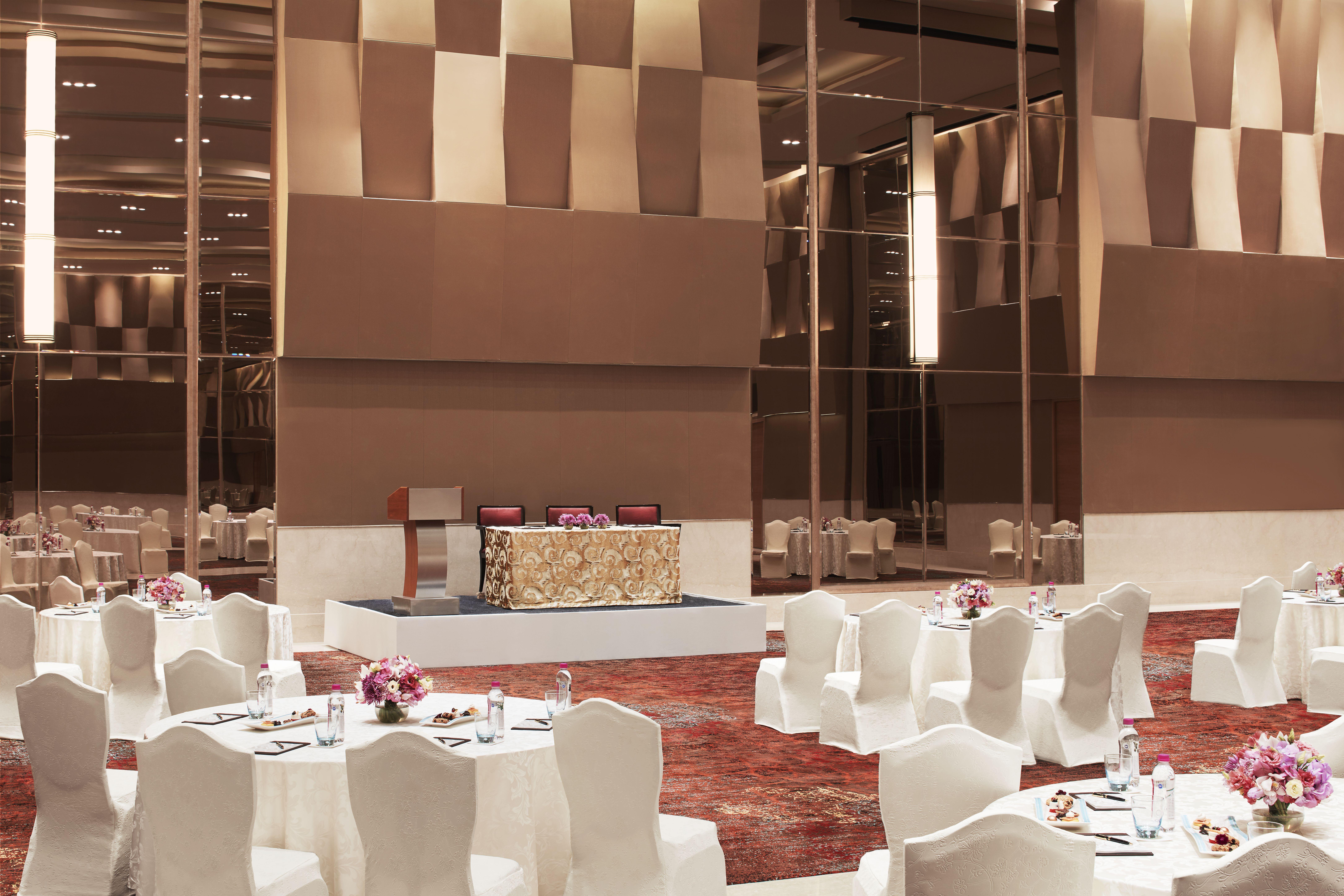 Taj Bangalore Devanahalli Екстер'єр фото The Grand Ballroom