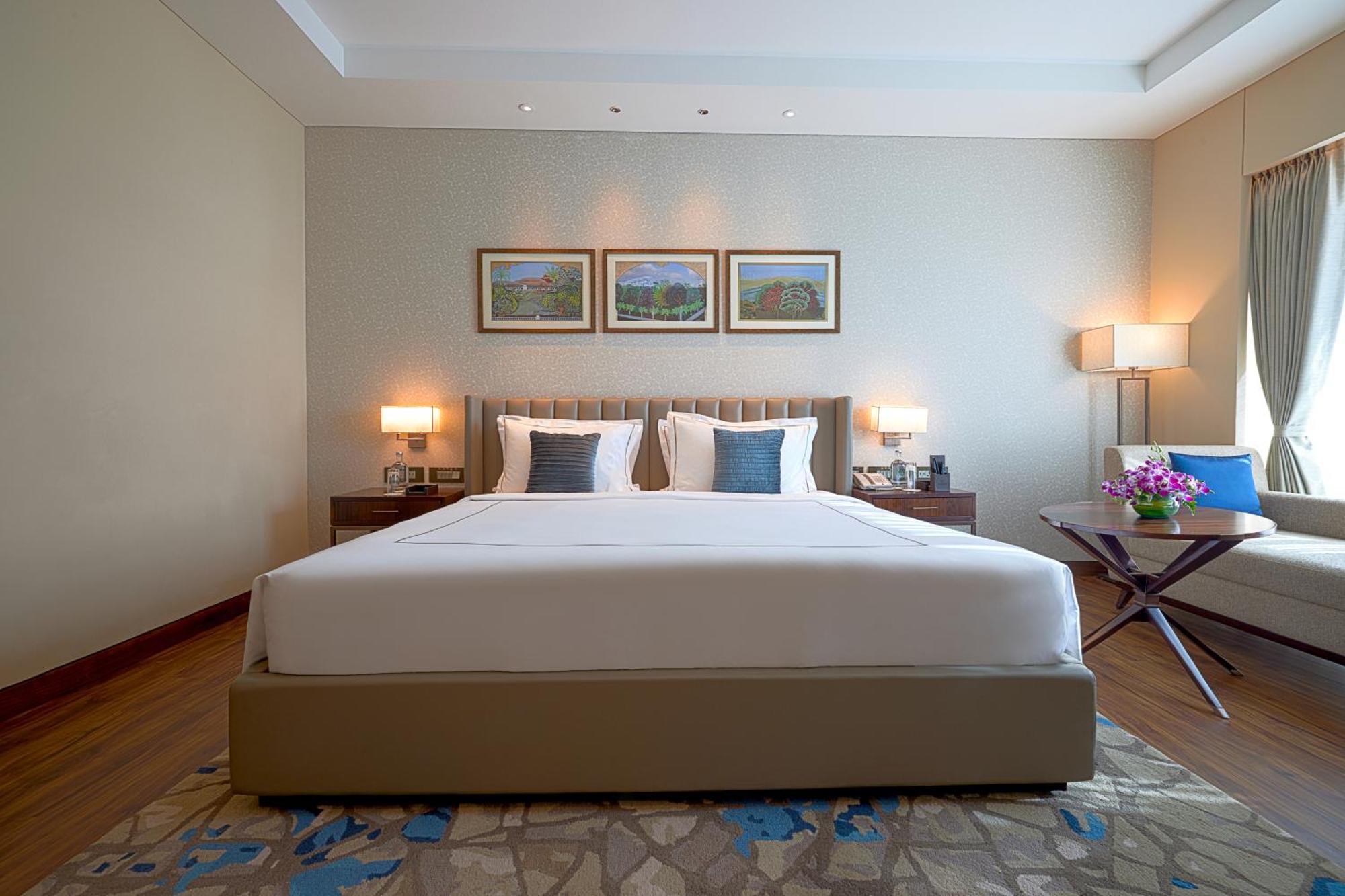 Taj Bangalore Devanahalli Екстер'єр фото A bedroom at the Taj Bengal