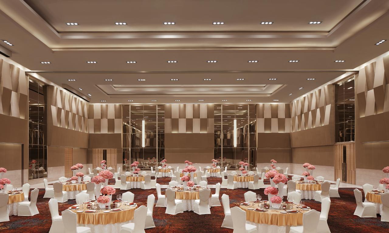 Taj Bangalore Devanahalli Екстер'єр фото The Grand Ballroom