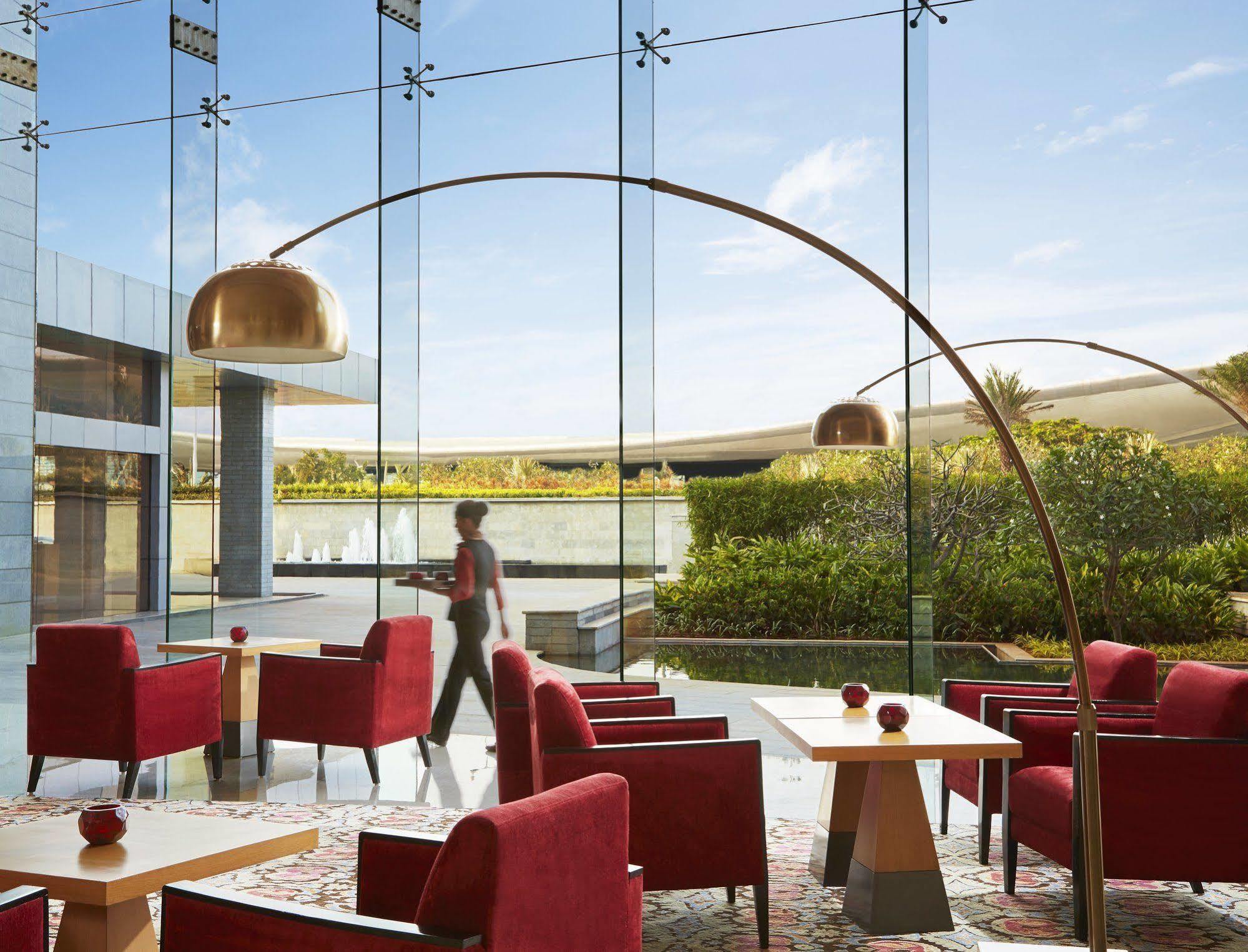 Taj Bangalore Devanahalli Екстер'єр фото The lobby