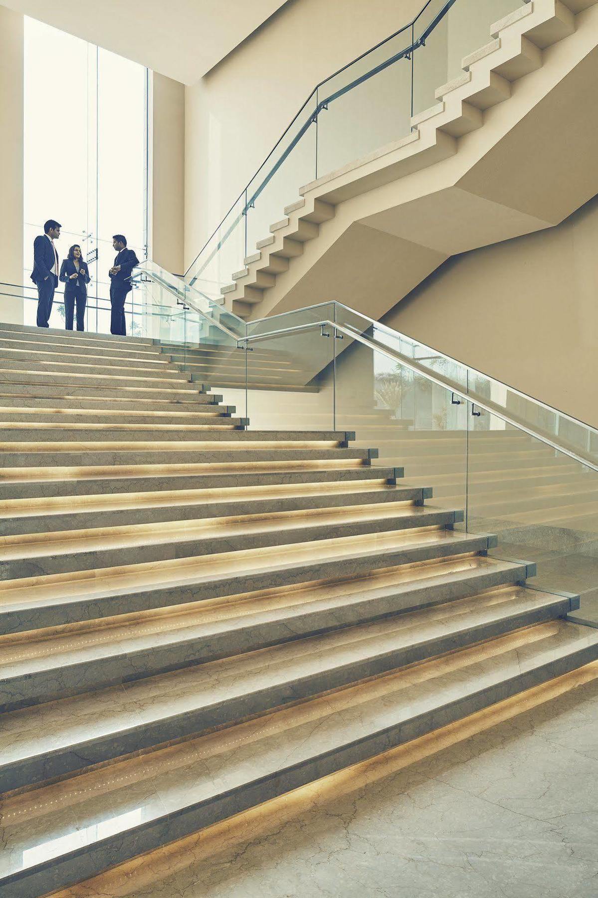 Taj Bangalore Devanahalli Екстер'єр фото Stairs